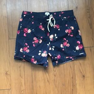 Floral shorts!